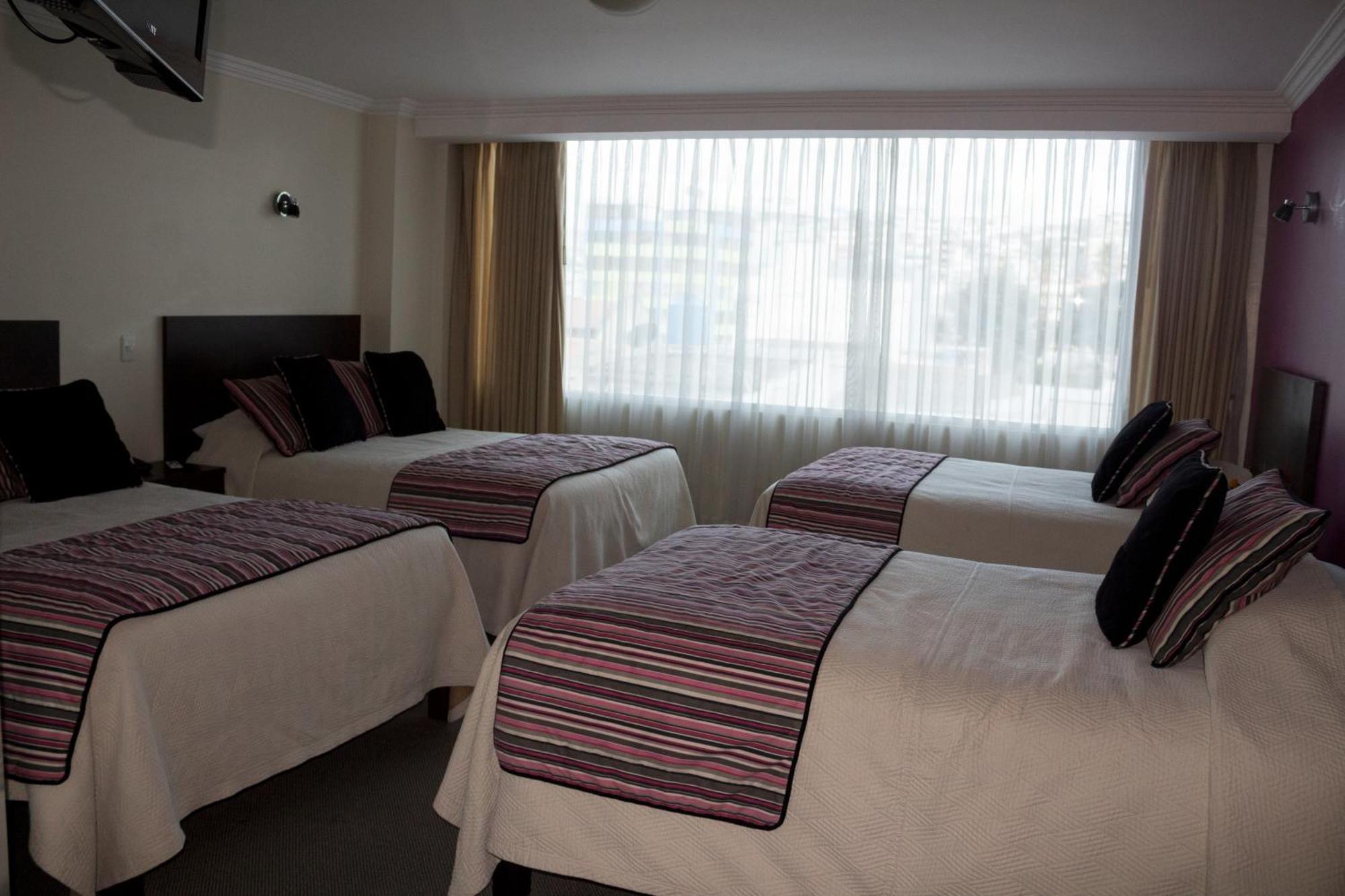 Hotel Novalux Амбато Екстер'єр фото